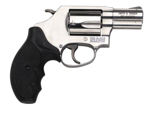NEW CHIEFS SPECIAL リボルバー GUNS Magazine The Enduring Smith & Wesson Chief Special